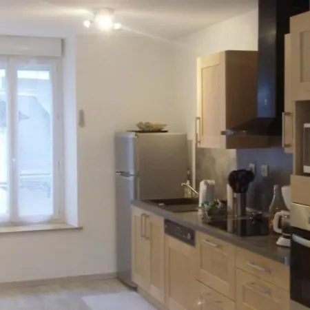 Apartment F3 Au Mont-dore, A Proximite Du Centre, 55m², Classe 3 Etoiles, Pour 4 Personnes. - Fr-1-415-16 Le Mont-Dore